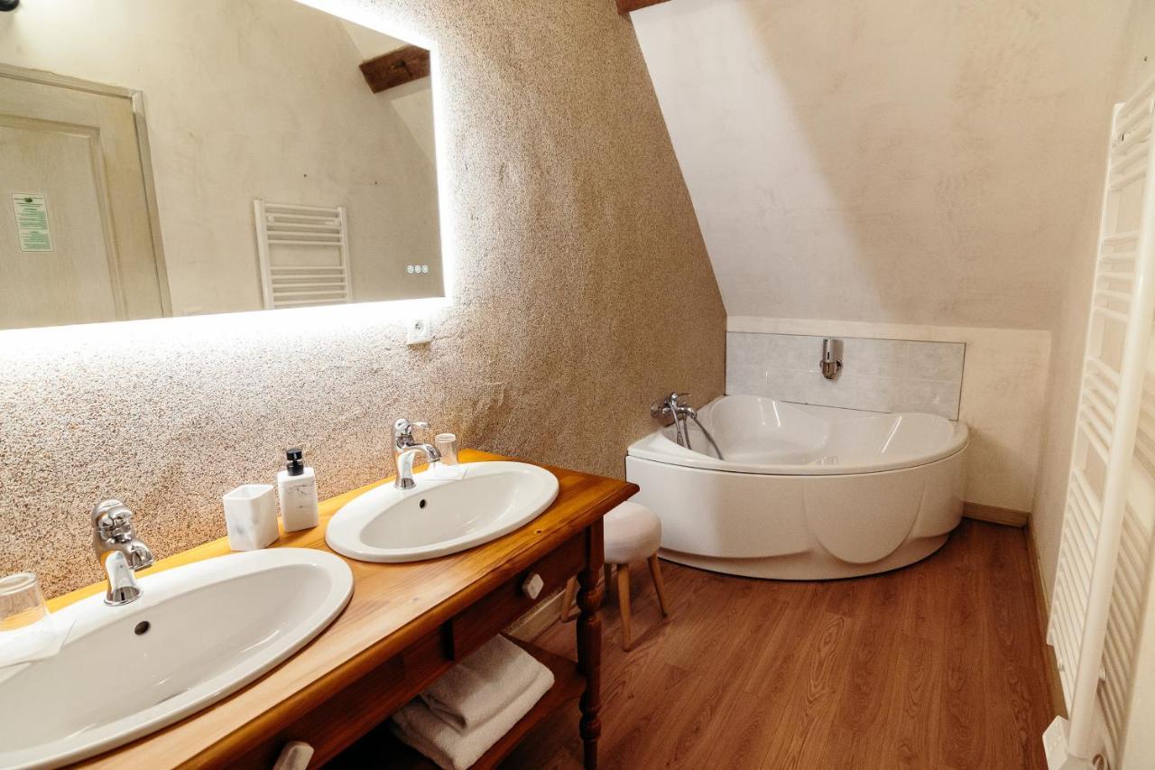 Domaine Des Lumieres Otel Aisonville-et-Bernoville Dış mekan fotoğraf